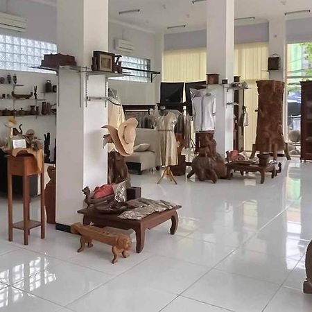Malang Hill Syariah Redpartner Hotell Exteriör bild