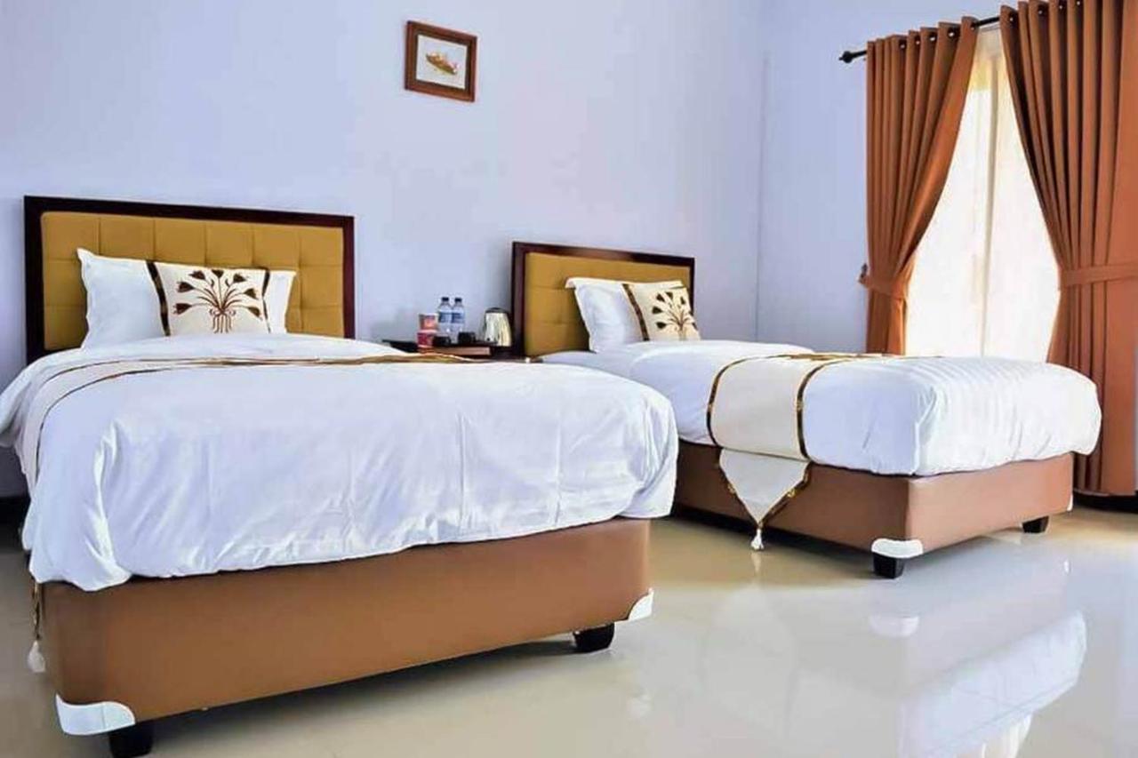 Malang Hill Syariah Redpartner Hotell Exteriör bild