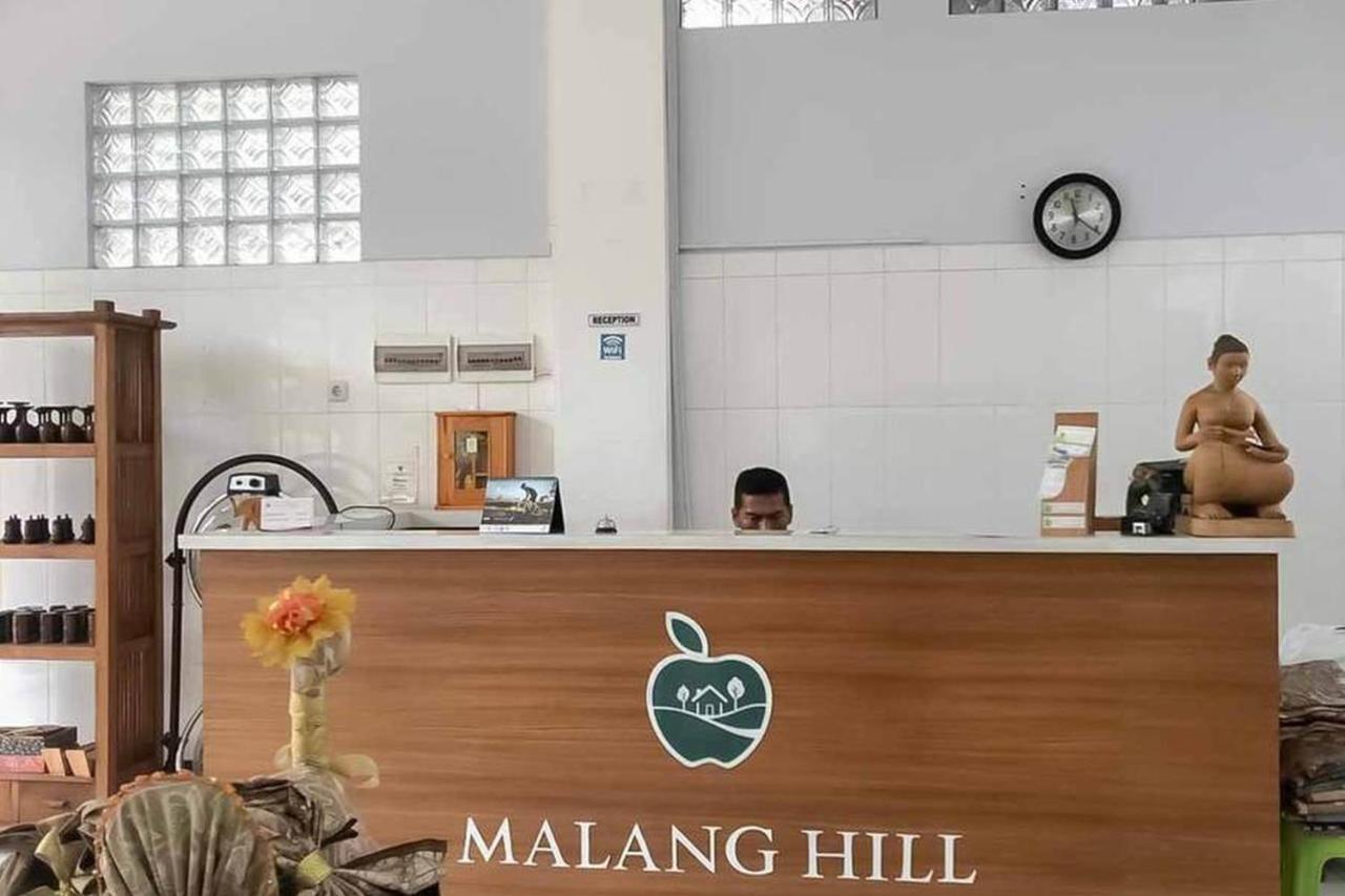 Malang Hill Syariah Redpartner Hotell Exteriör bild