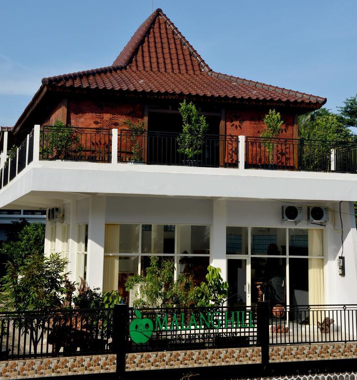Malang Hill Syariah Redpartner Hotell Exteriör bild