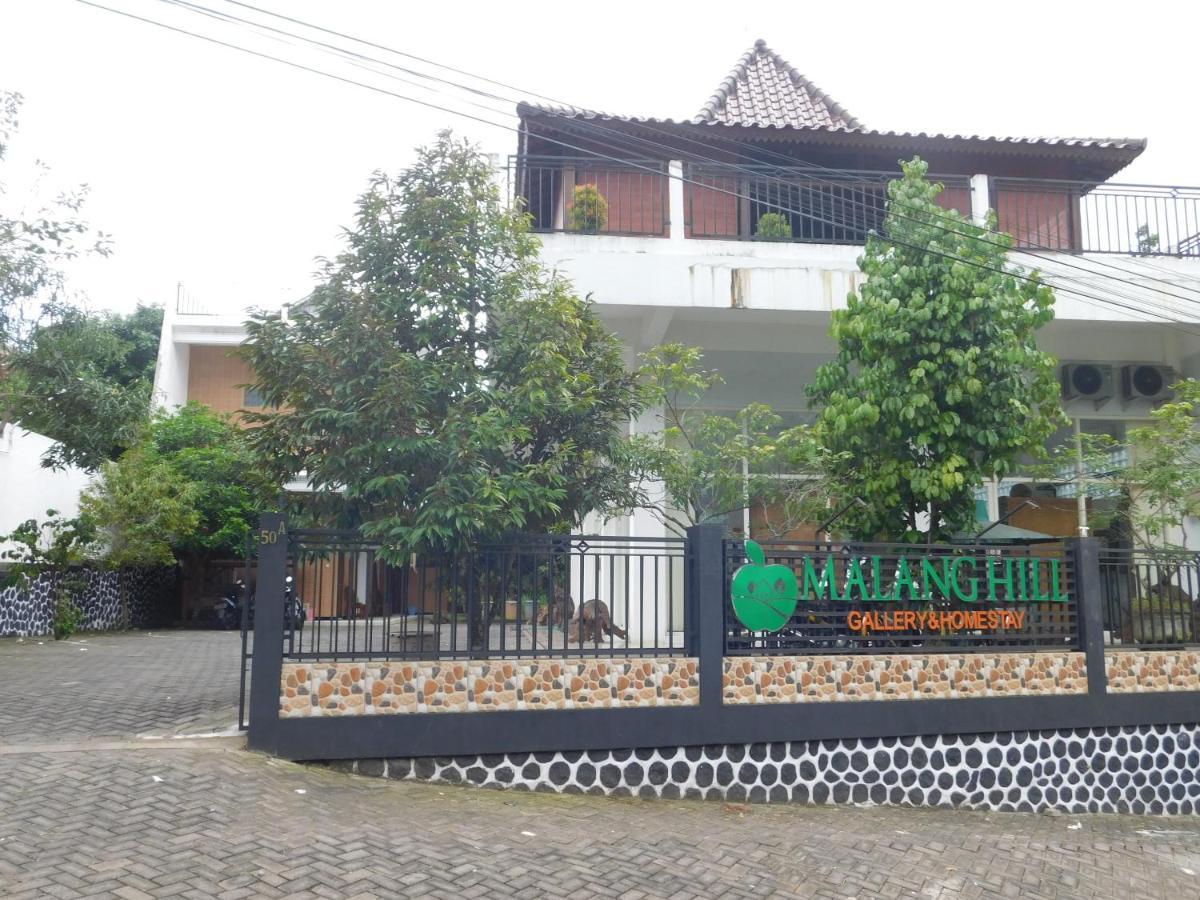 Malang Hill Syariah Redpartner Hotell Exteriör bild